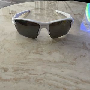 Never worn Oakley flak sunglasses